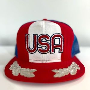 VINTAGE USA SNAPBACK TRUCKER HAT